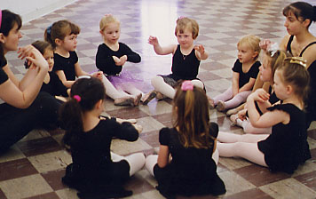 circle.jpg (33376 bytes)